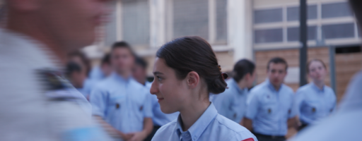 Lit au carré, réveil au clairon : immersion au lycée militaire